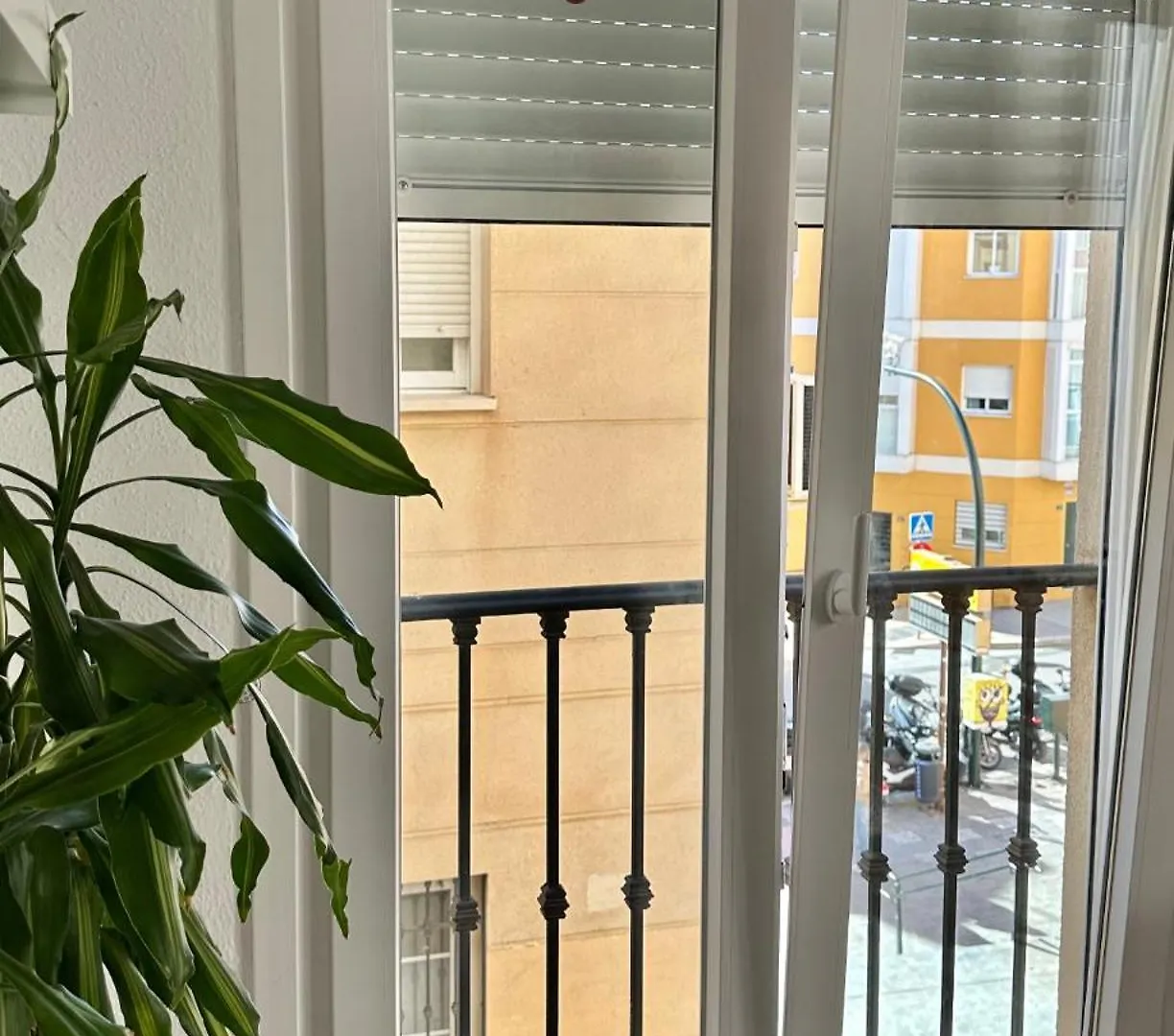 Apartment Bright & Breezy Merced Malaga